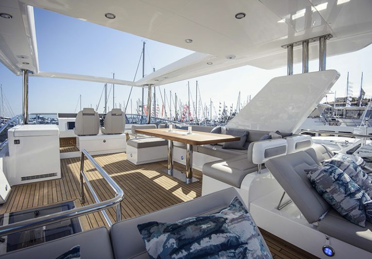 British sea power – Squadron 65 Hardtop by Fairline Yachts – Luxfanzine